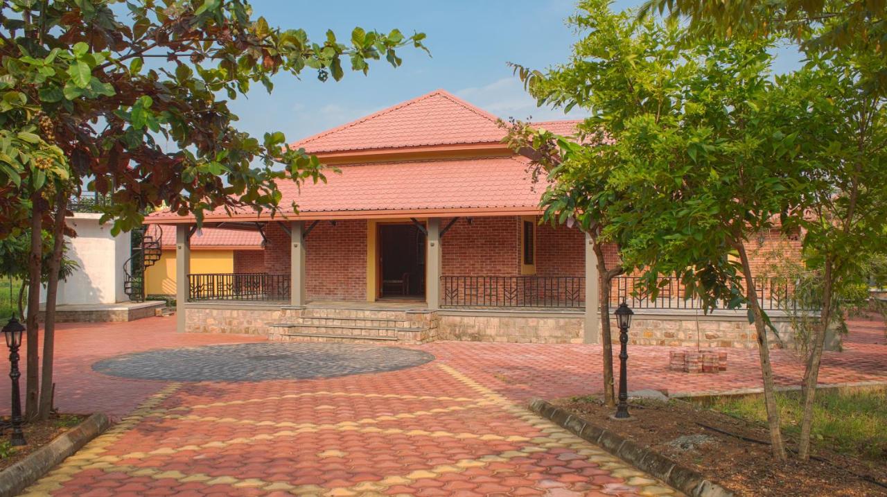 Wildcat Resort Tadoba Sirkada エクステリア 写真