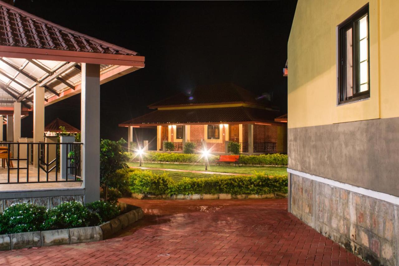 Wildcat Resort Tadoba Sirkada エクステリア 写真